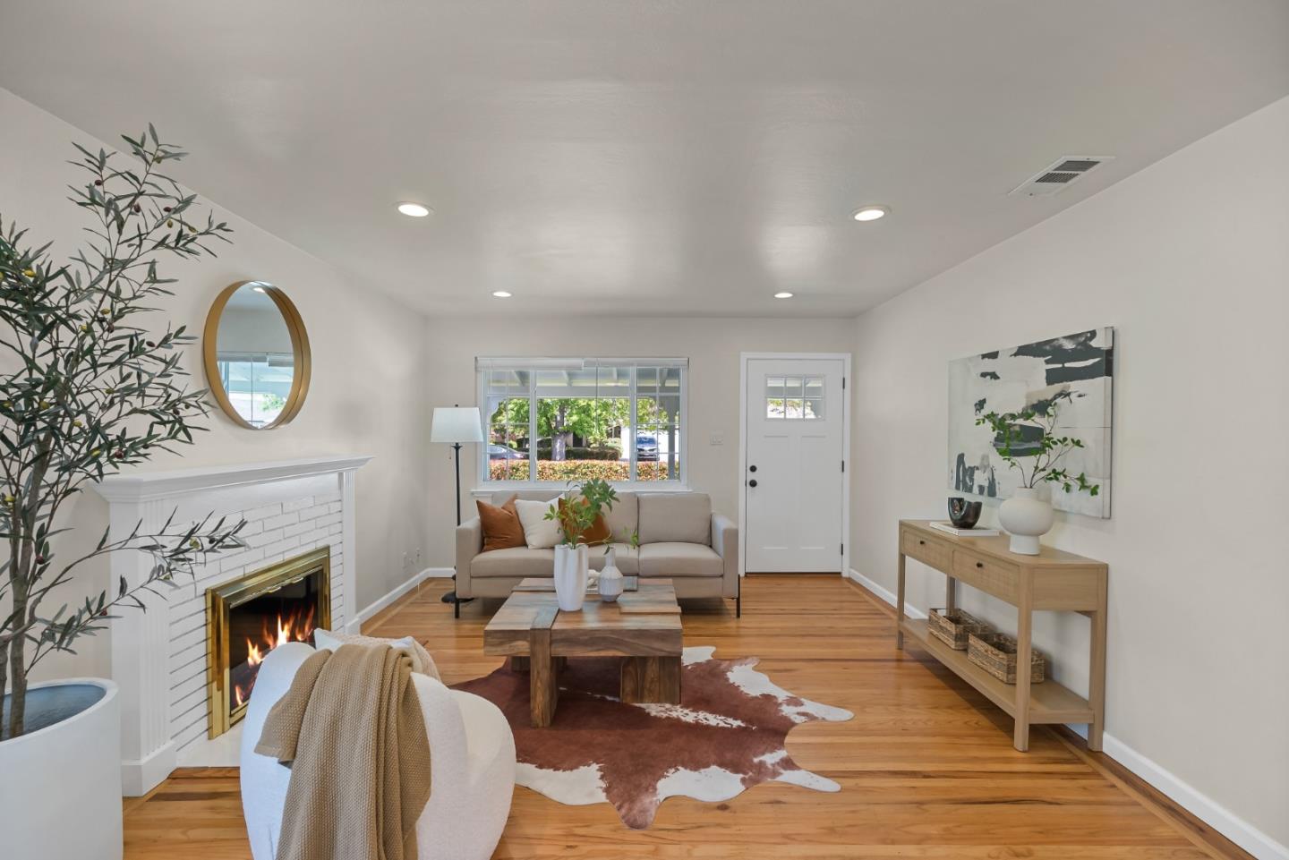 Detail Gallery Image 7 of 45 For 2667 Sutro Dr, San Jose,  CA 95124 - 3 Beds | 2 Baths