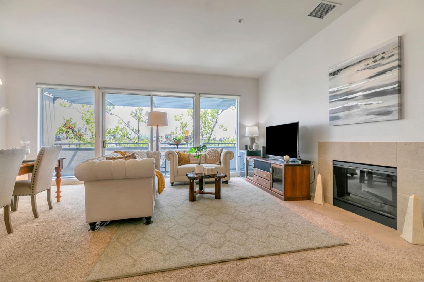 Detail Gallery Image 4 of 50 For 46 W Julian St #527,  San Jose,  CA 95110 - 2 Beds | 2 Baths