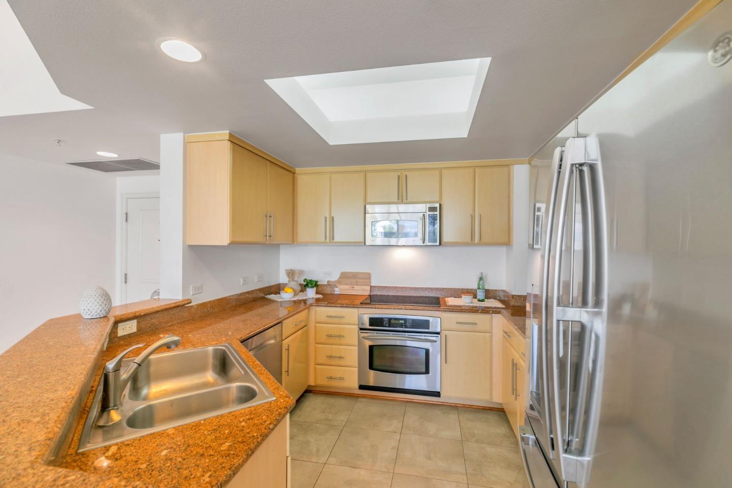 Detail Gallery Image 9 of 50 For 46 W Julian St #527,  San Jose,  CA 95110 - 2 Beds | 2 Baths