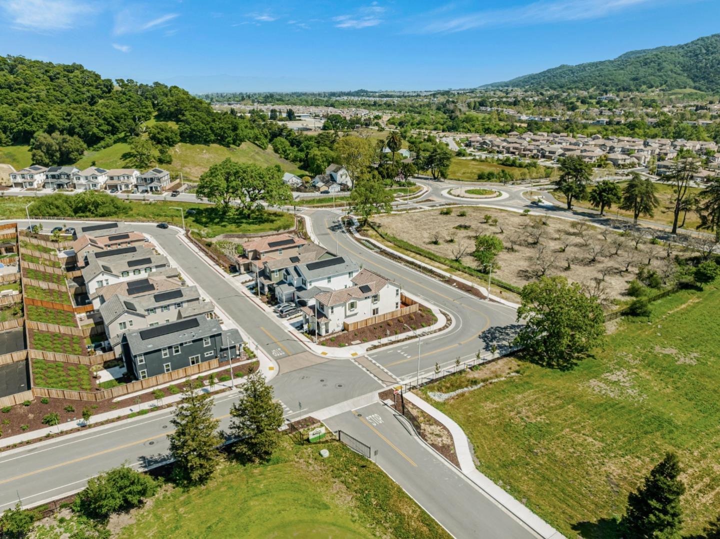 Detail Gallery Image 61 of 66 For 2580 Haybale St, Gilroy,  CA 95020 - 4 Beds | 3 Baths