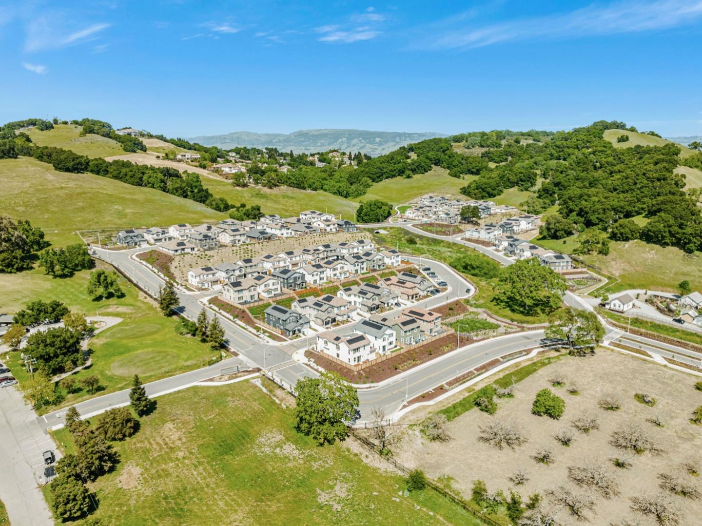 Detail Gallery Image 64 of 66 For 2580 Haybale St, Gilroy,  CA 95020 - 4 Beds | 3 Baths