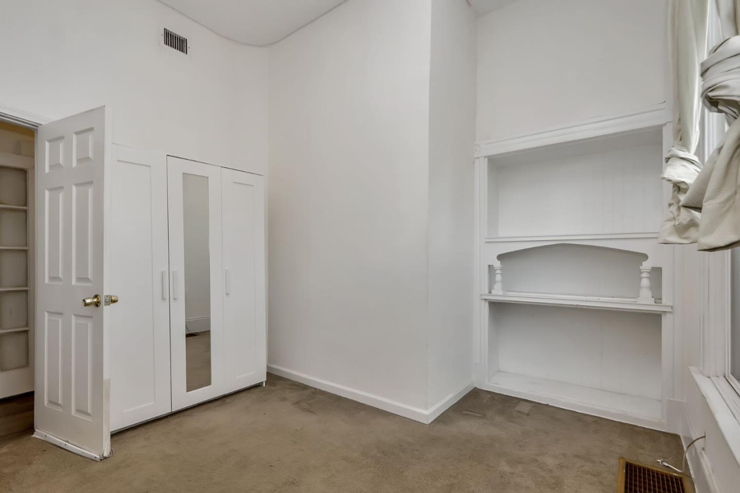 Detail Gallery Image 33 of 59 For 627 S 3rd St, San Jose,  CA 95112 - 9 Beds | 3/1 Baths