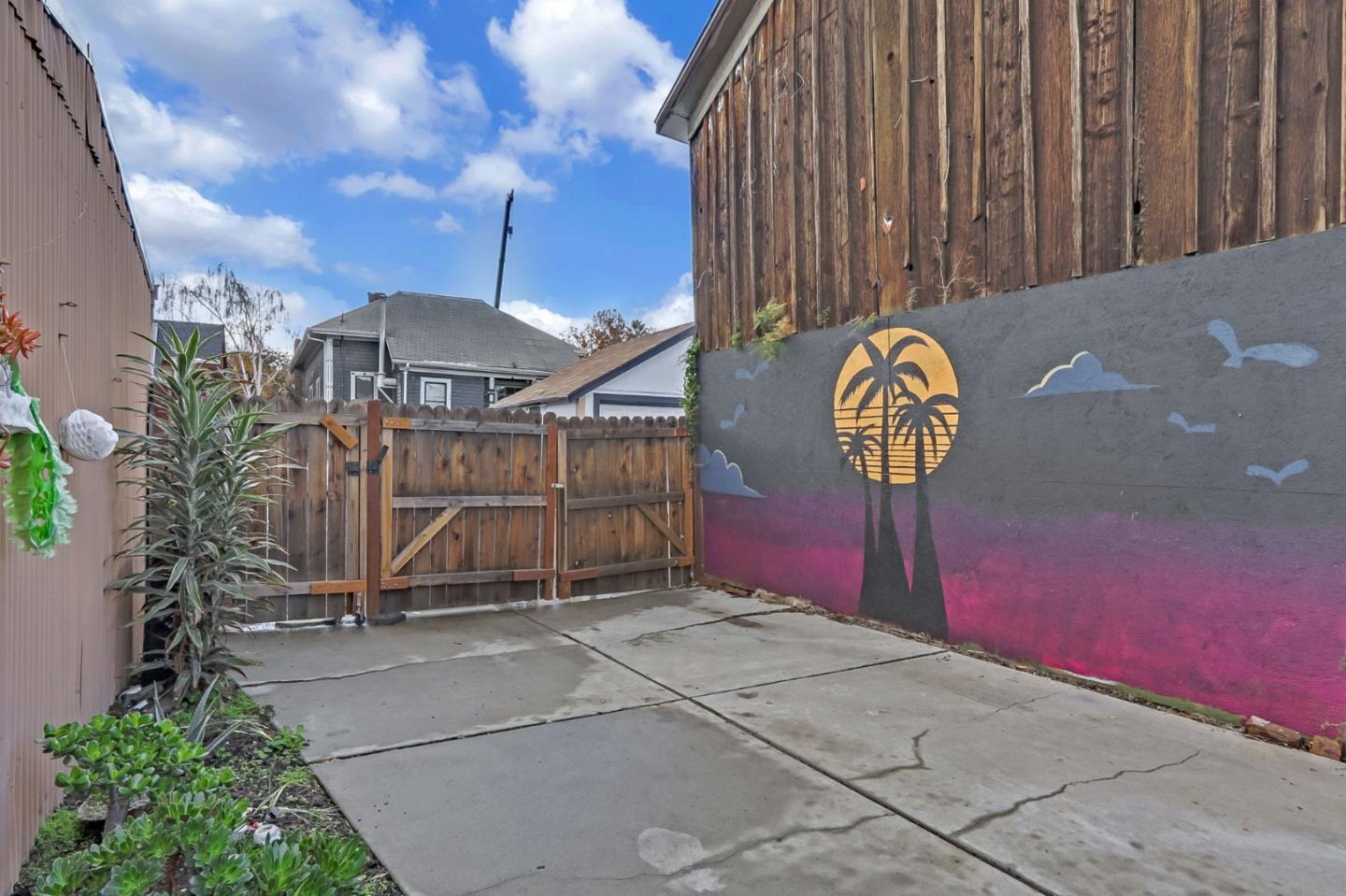 Detail Gallery Image 55 of 59 For 627 S 3rd St, San Jose,  CA 95112 - 9 Beds | 3/1 Baths