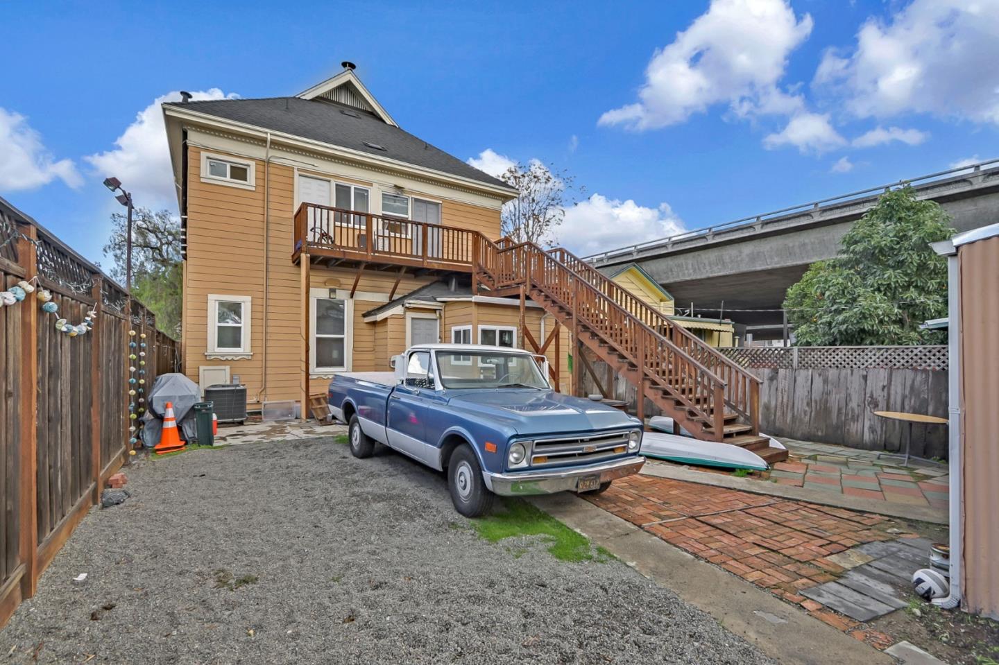 Detail Gallery Image 56 of 59 For 627 S 3rd St, San Jose,  CA 95112 - 9 Beds | 3/1 Baths