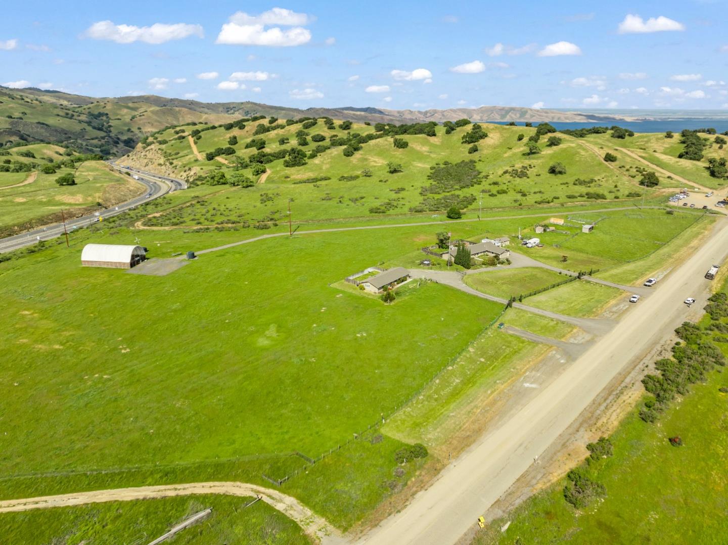 Detail Gallery Image 103 of 125 For 38780 Dinosaur Point Rd, –,  CA 95023 - 3 Beds | 2/1 Baths