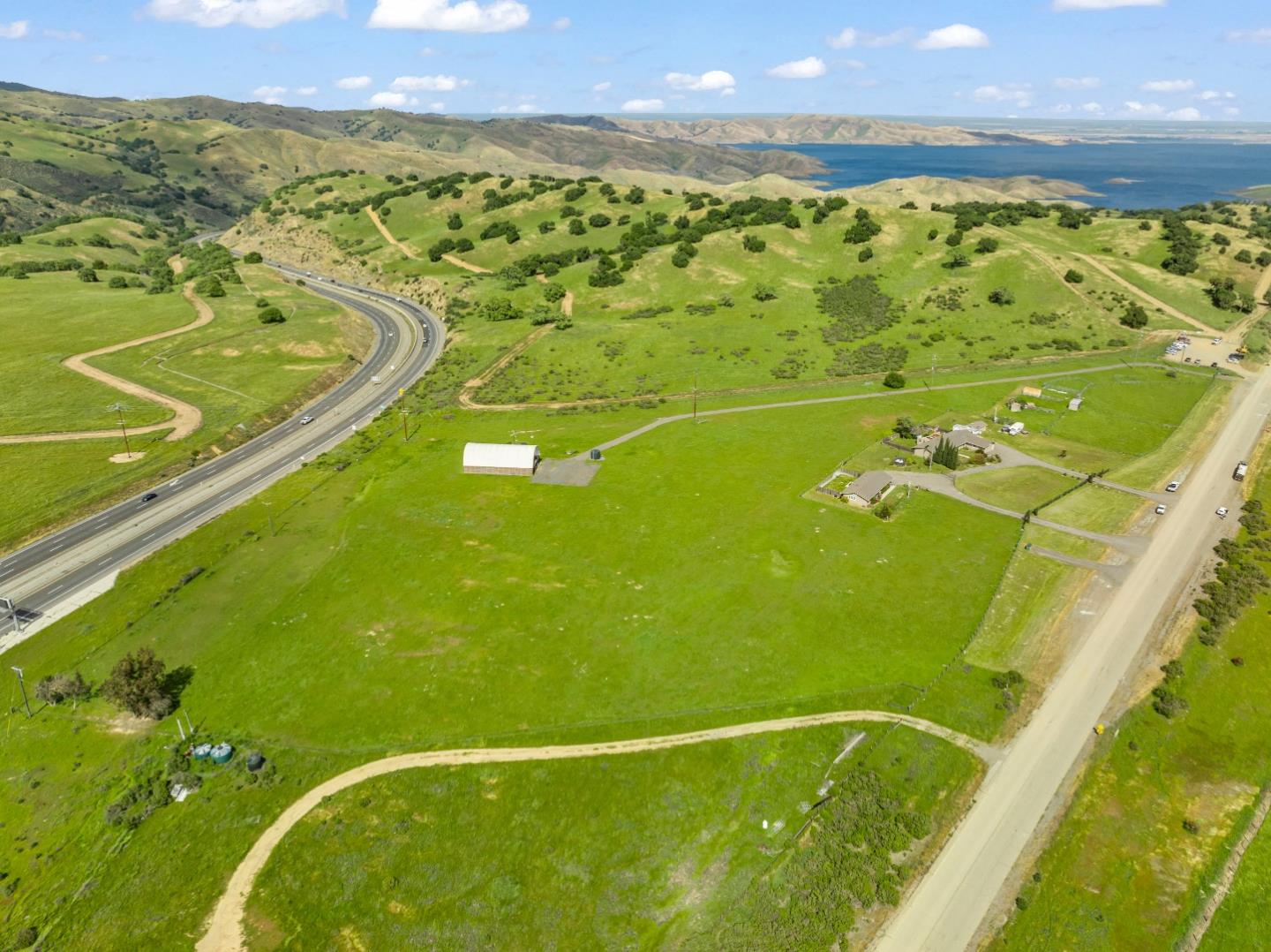 Detail Gallery Image 104 of 125 For 38780 Dinosaur Point Rd, –,  CA 95023 - 3 Beds | 2/1 Baths