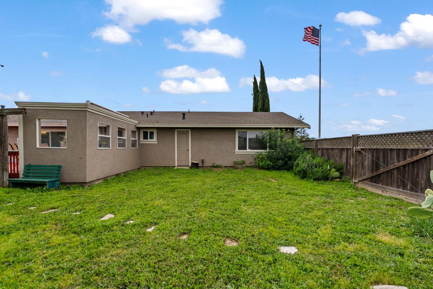 Detail Gallery Image 47 of 125 For 38780 Dinosaur Point Rd, –,  CA 95023 - 3 Beds | 2/1 Baths