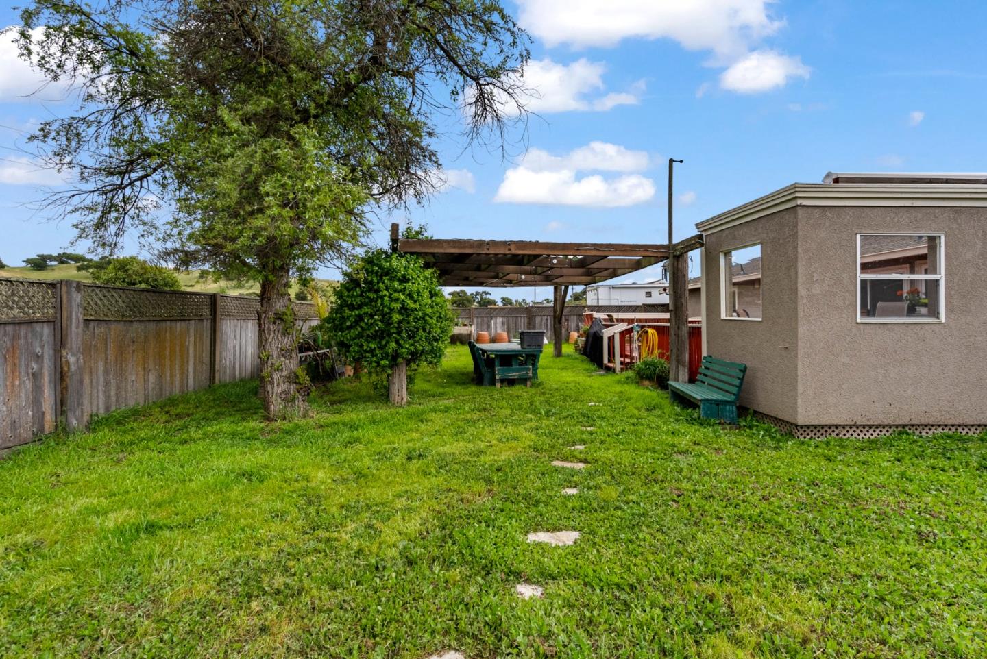 Detail Gallery Image 49 of 125 For 38780 Dinosaur Point Rd, –,  CA 95023 - 3 Beds | 2/1 Baths