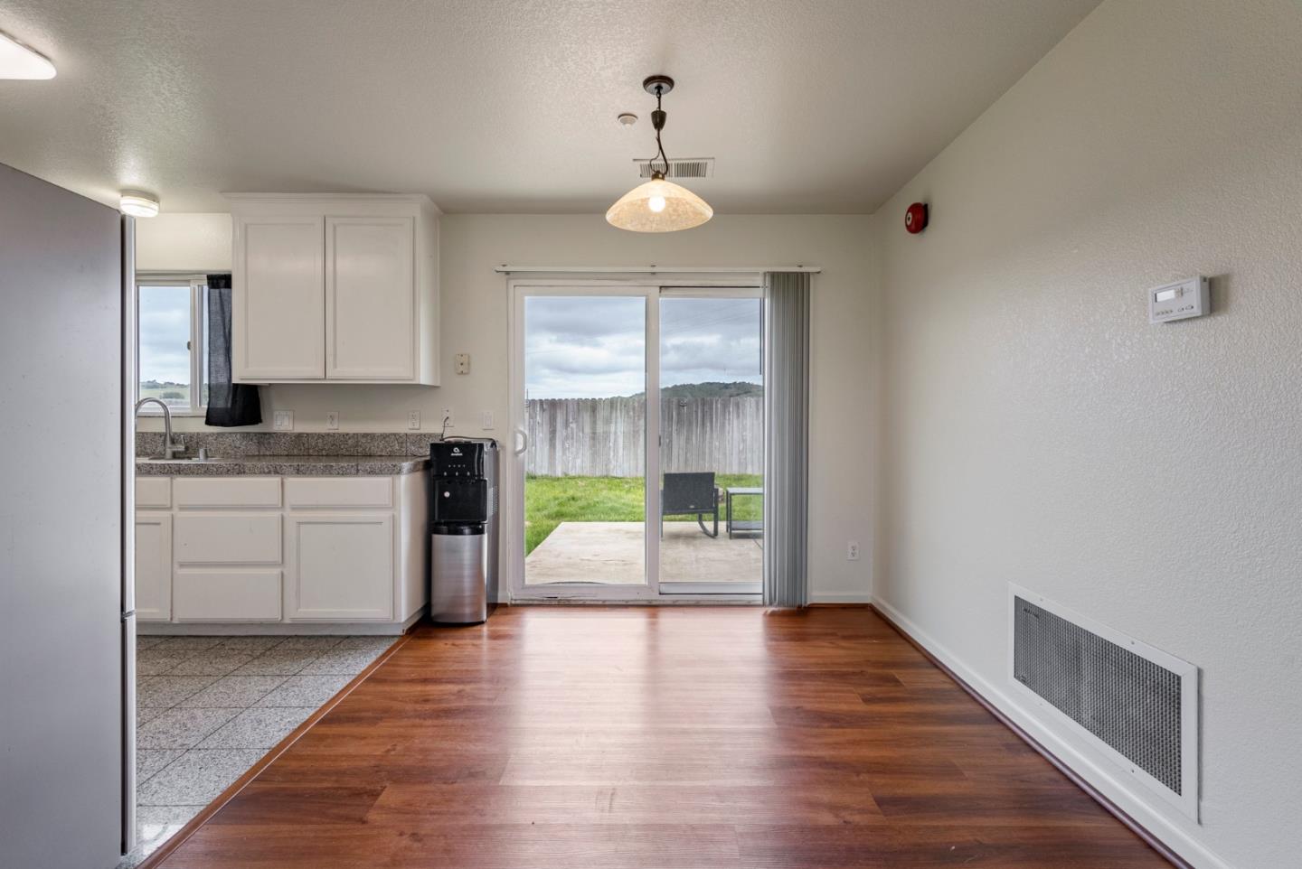 Detail Gallery Image 56 of 125 For 38780 Dinosaur Point Rd, –,  CA 95023 - 3 Beds | 2/1 Baths
