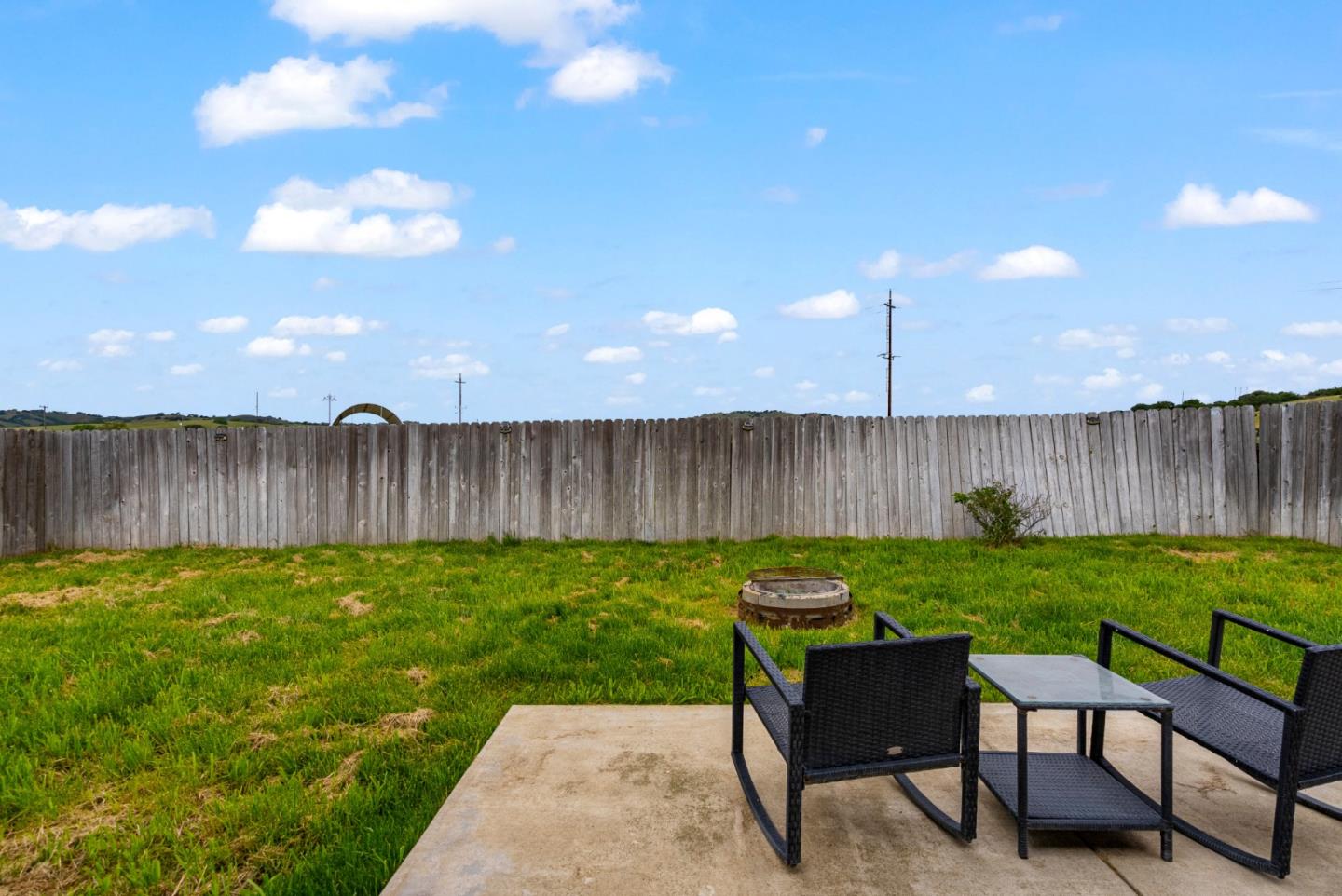 Detail Gallery Image 72 of 125 For 38780 Dinosaur Point Rd, –,  CA 95023 - 3 Beds | 2/1 Baths