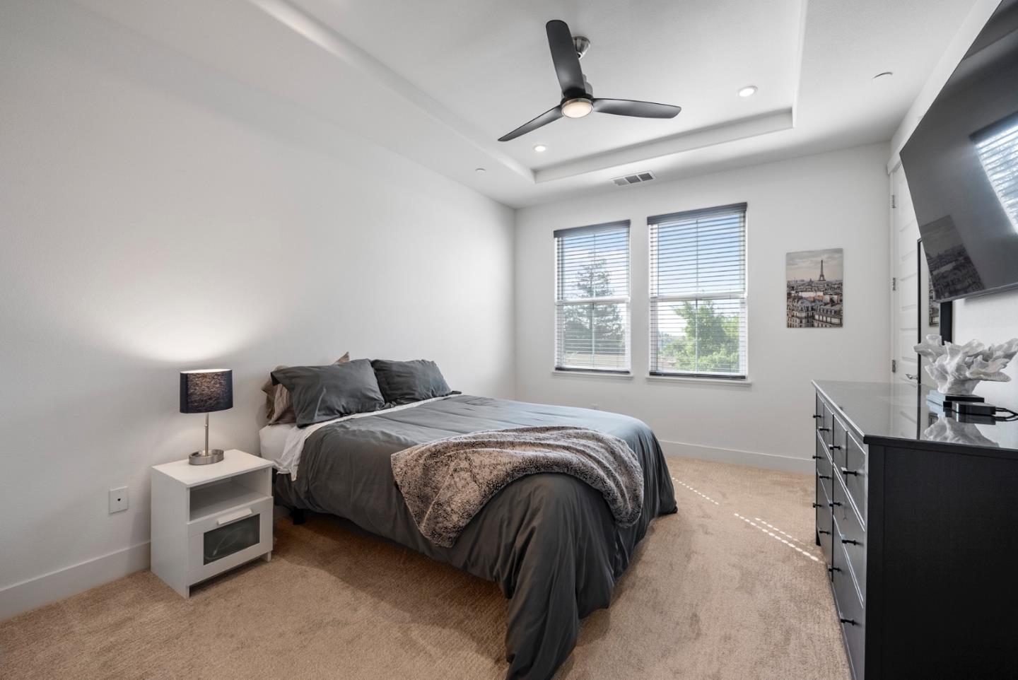 Detail Gallery Image 15 of 33 For 605 Los Castanos Dr, Morgan Hill,  CA 95037 - 3 Beds | 3/1 Baths