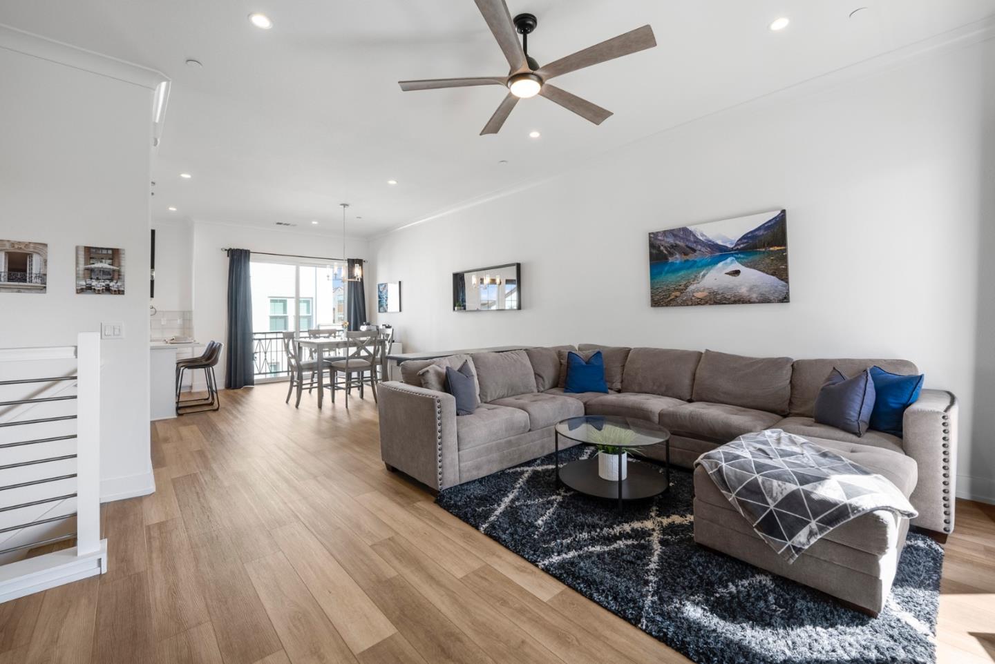 Detail Gallery Image 5 of 33 For 605 Los Castanos Dr, Morgan Hill,  CA 95037 - 3 Beds | 3/1 Baths