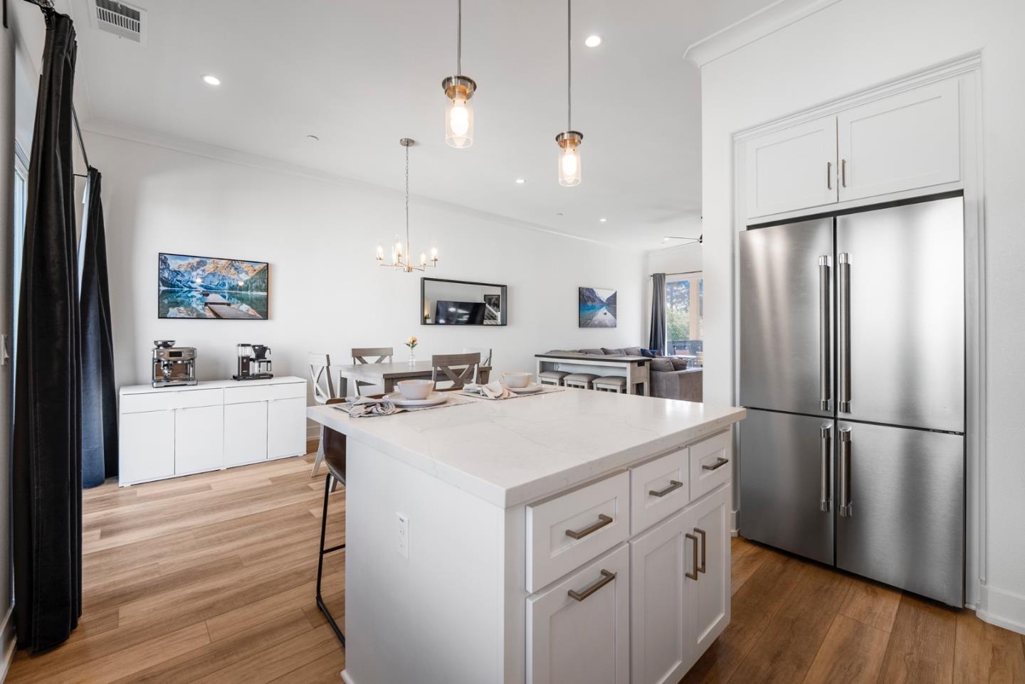 Detail Gallery Image 9 of 33 For 605 Los Castanos Dr, Morgan Hill,  CA 95037 - 3 Beds | 3/1 Baths