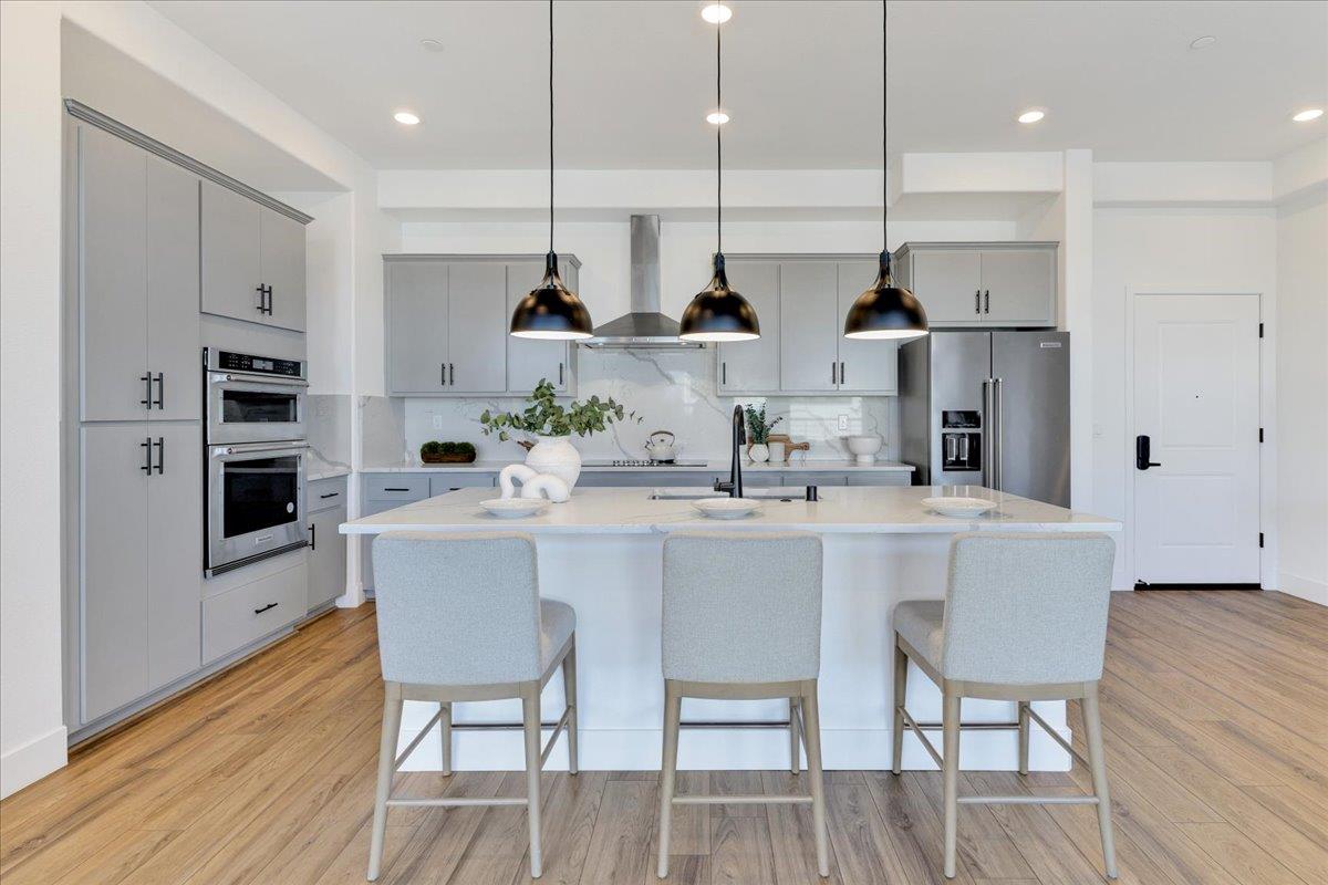 Detail Gallery Image 11 of 66 For 210 Waters Park Cir #204,  San Mateo,  CA 94403 - 3 Beds | 2 Baths