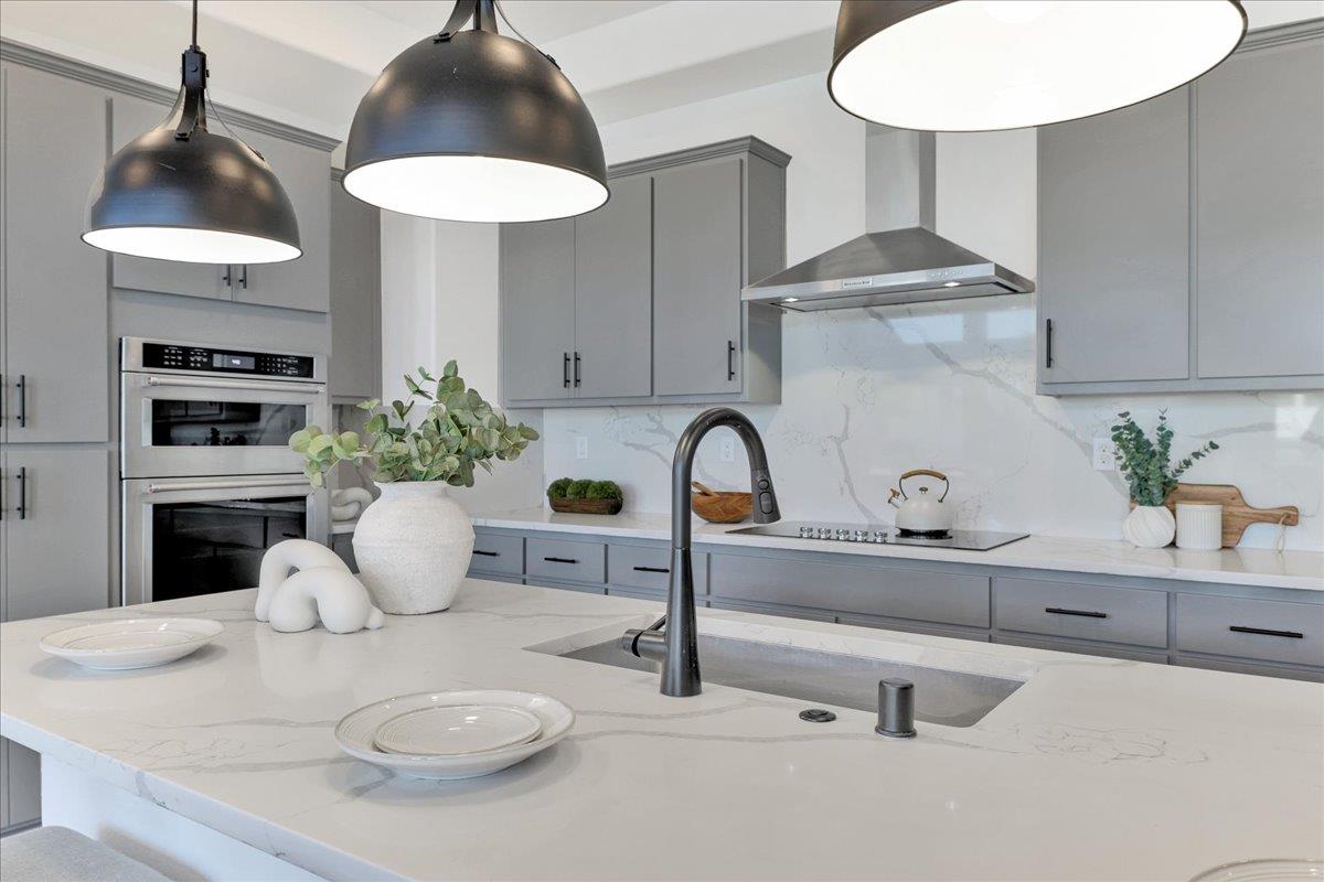 Detail Gallery Image 12 of 66 For 210 Waters Park Cir #204,  San Mateo,  CA 94403 - 3 Beds | 2 Baths