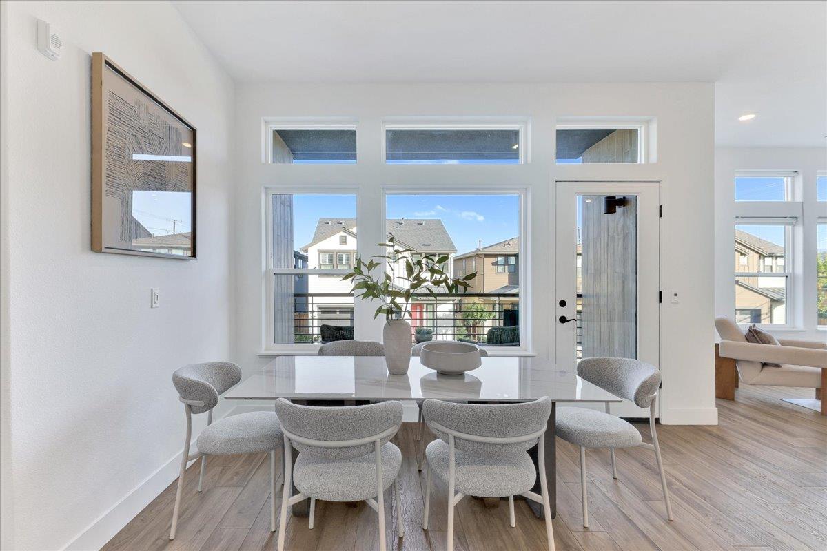 Detail Gallery Image 23 of 66 For 210 Waters Park Cir #204,  San Mateo,  CA 94403 - 3 Beds | 2 Baths