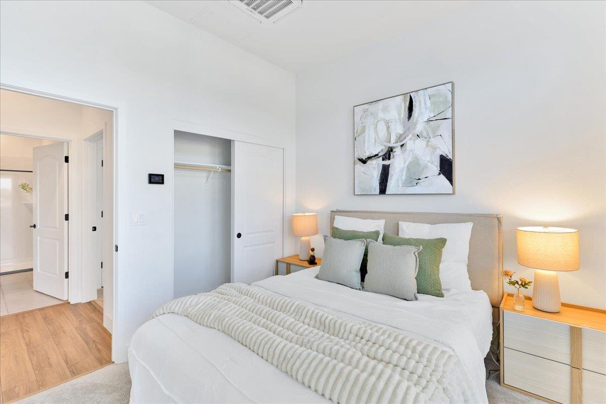 Detail Gallery Image 32 of 66 For 210 Waters Park Cir #204,  San Mateo,  CA 94403 - 3 Beds | 2 Baths