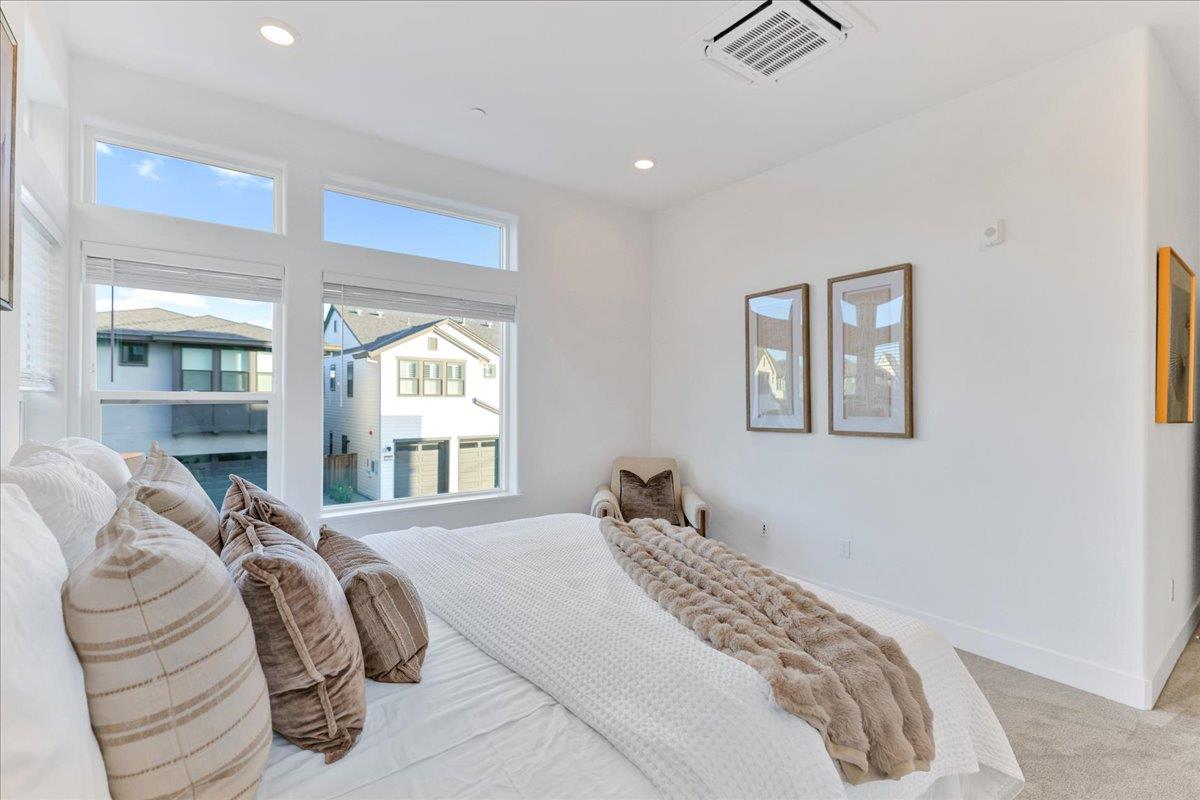 Detail Gallery Image 38 of 66 For 210 Waters Park Cir #204,  San Mateo,  CA 94403 - 3 Beds | 2 Baths