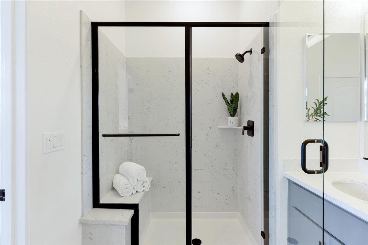 Detail Gallery Image 43 of 66 For 210 Waters Park Cir #204,  San Mateo,  CA 94403 - 3 Beds | 2 Baths