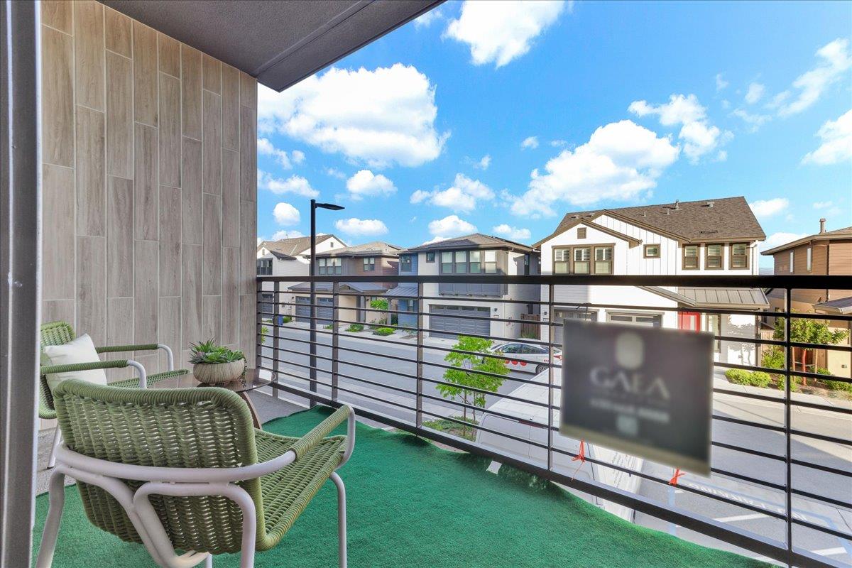Detail Gallery Image 45 of 66 For 210 Waters Park Cir #204,  San Mateo,  CA 94403 - 3 Beds | 2 Baths