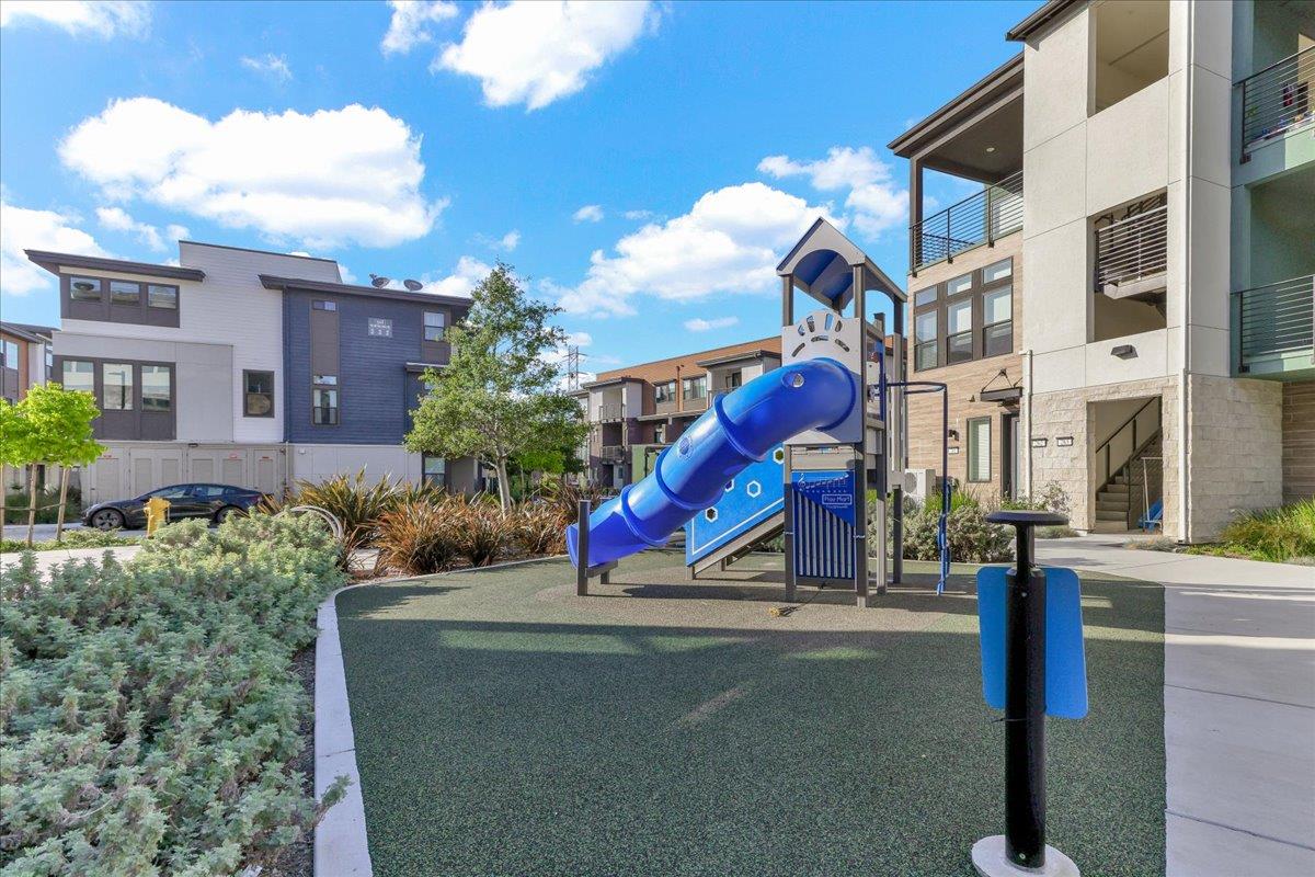 Detail Gallery Image 58 of 66 For 210 Waters Park Cir #204,  San Mateo,  CA 94403 - 3 Beds | 2 Baths