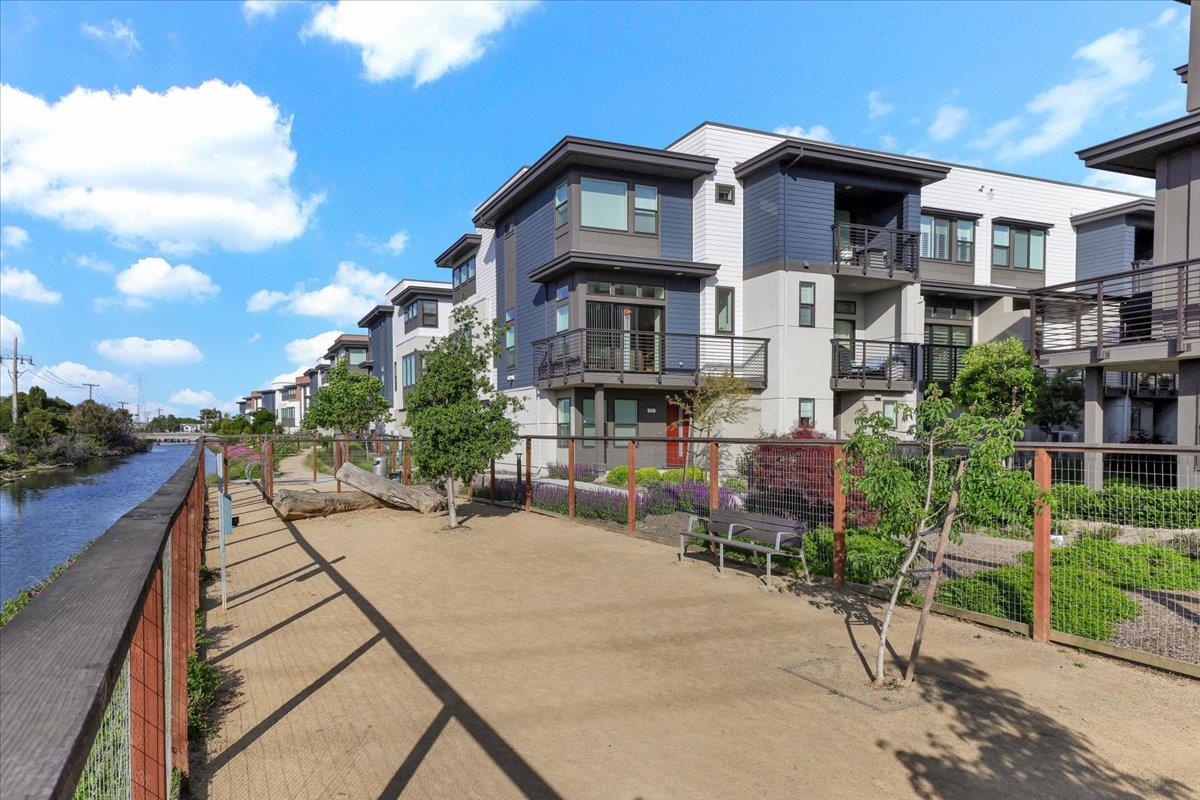 Detail Gallery Image 66 of 66 For 210 Waters Park Cir #204,  San Mateo,  CA 94403 - 3 Beds | 2 Baths