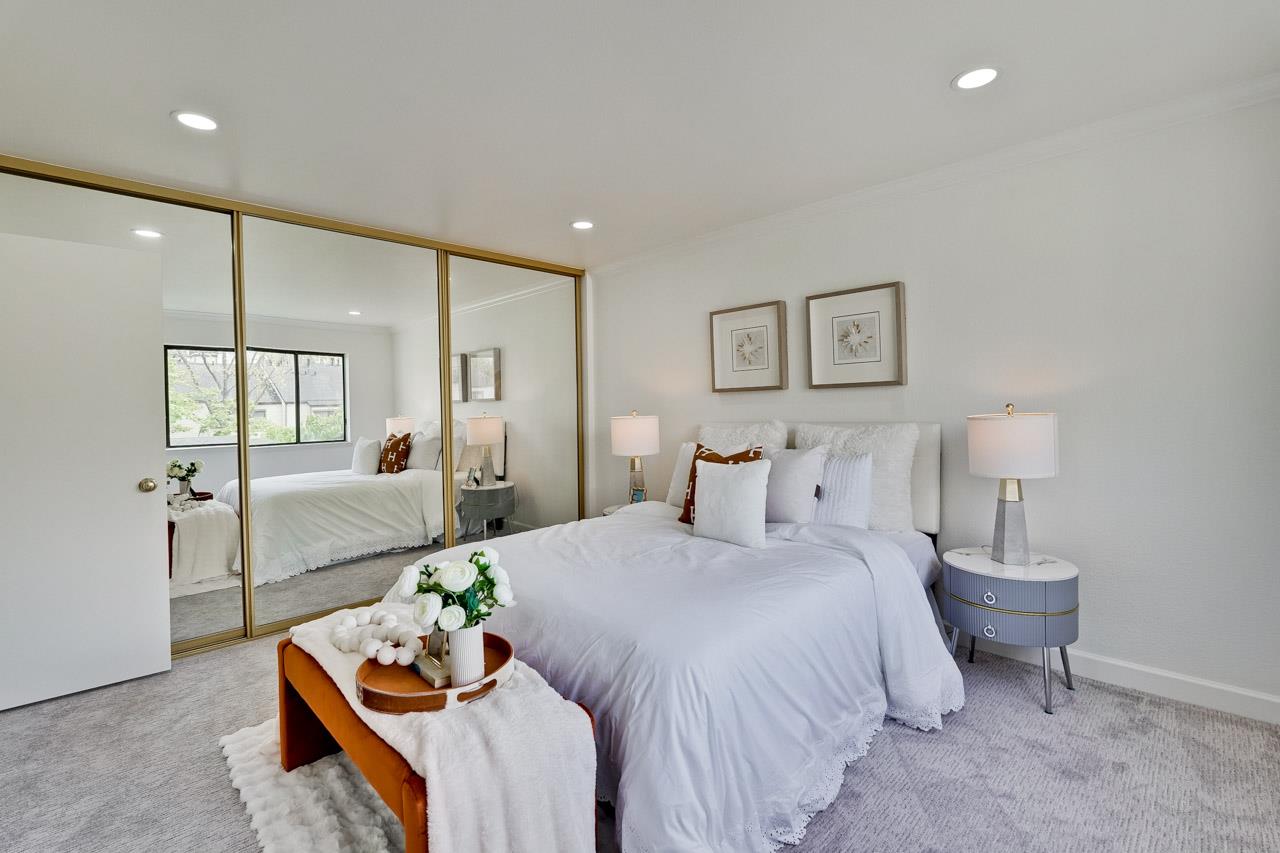 Detail Gallery Image 12 of 31 For 1422 Main Entrance Dr, San Jose,  CA 95131 - 2 Beds | 1 Baths
