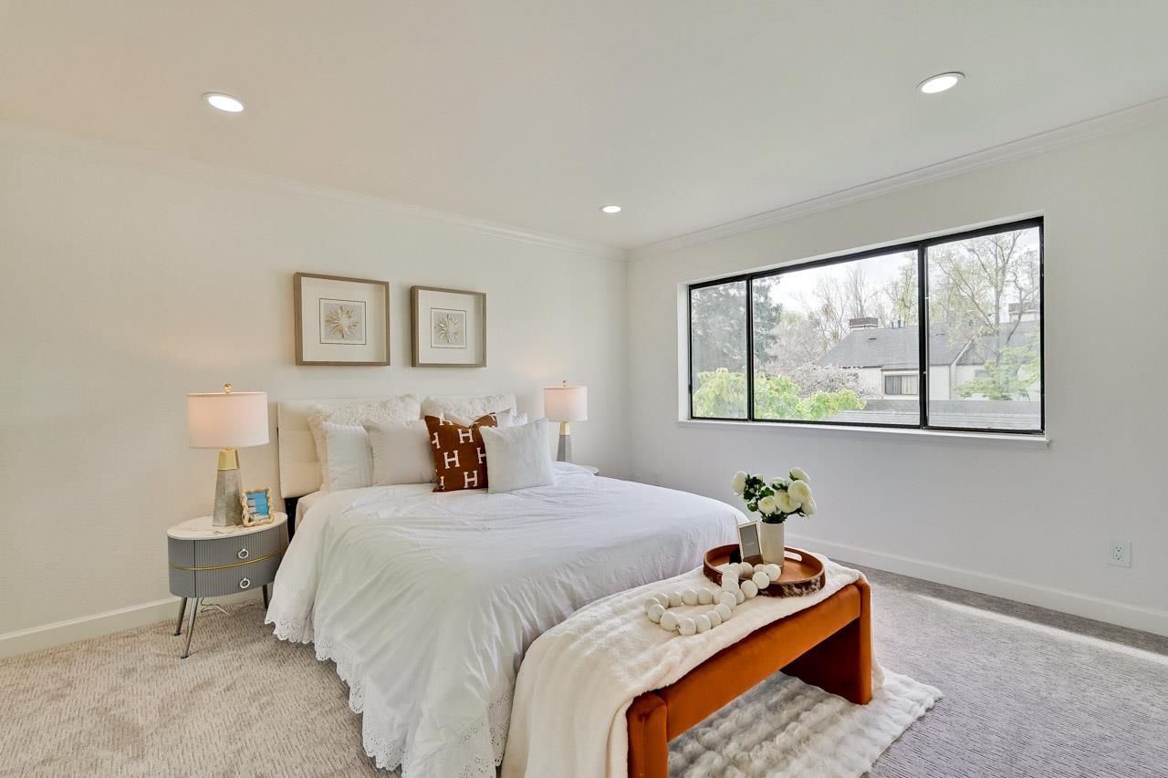 Detail Gallery Image 13 of 31 For 1422 Main Entrance Dr, San Jose,  CA 95131 - 2 Beds | 1 Baths