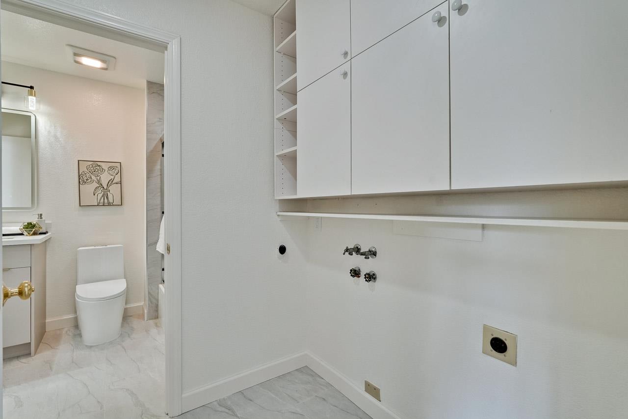 Detail Gallery Image 16 of 31 For 1422 Main Entrance Dr, San Jose,  CA 95131 - 2 Beds | 1 Baths
