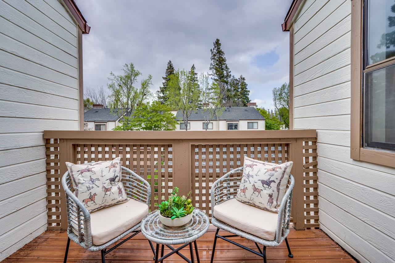 Detail Gallery Image 17 of 31 For 1422 Main Entrance Dr, San Jose,  CA 95131 - 2 Beds | 1 Baths