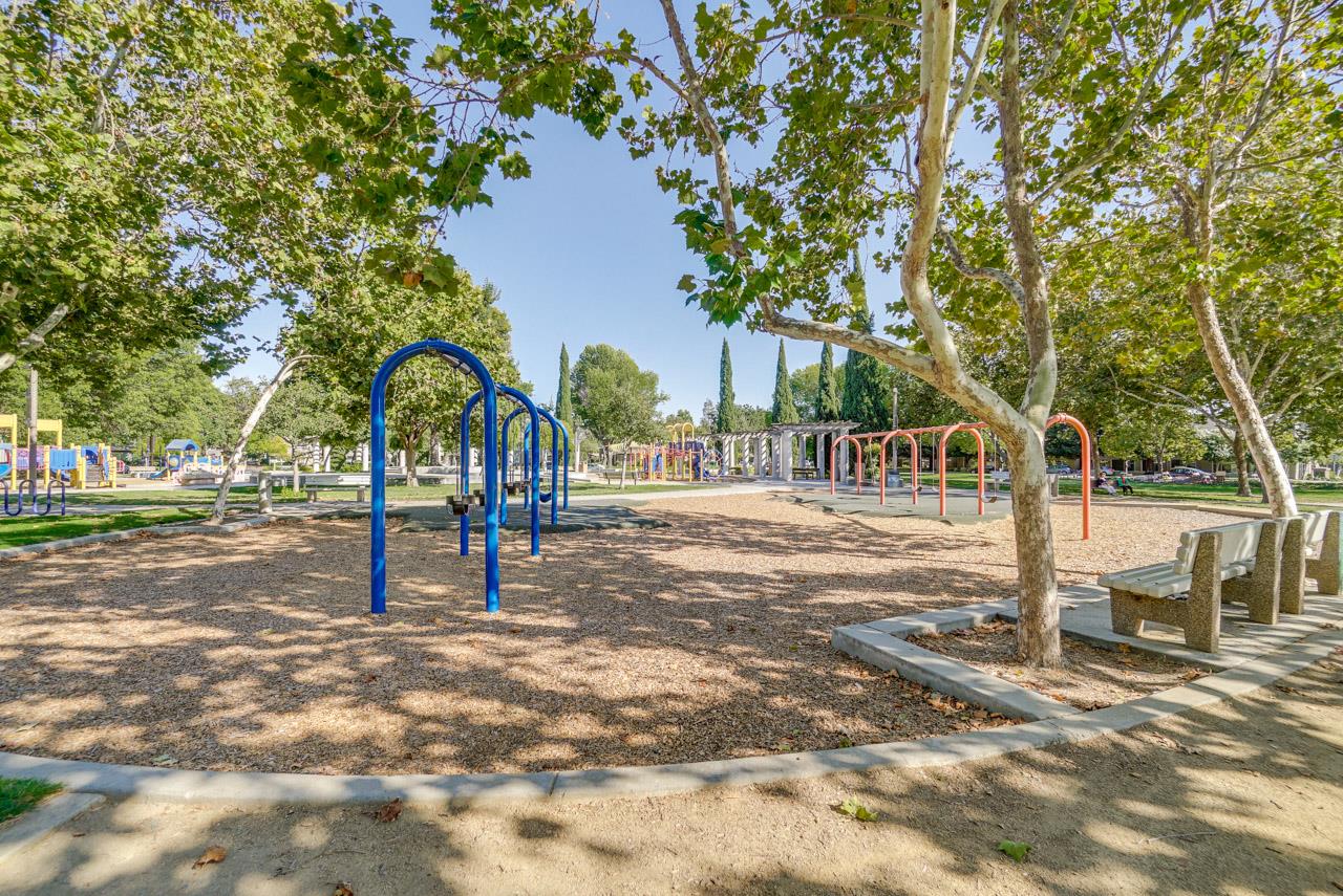 Detail Gallery Image 23 of 31 For 1422 Main Entrance Dr, San Jose,  CA 95131 - 2 Beds | 1 Baths