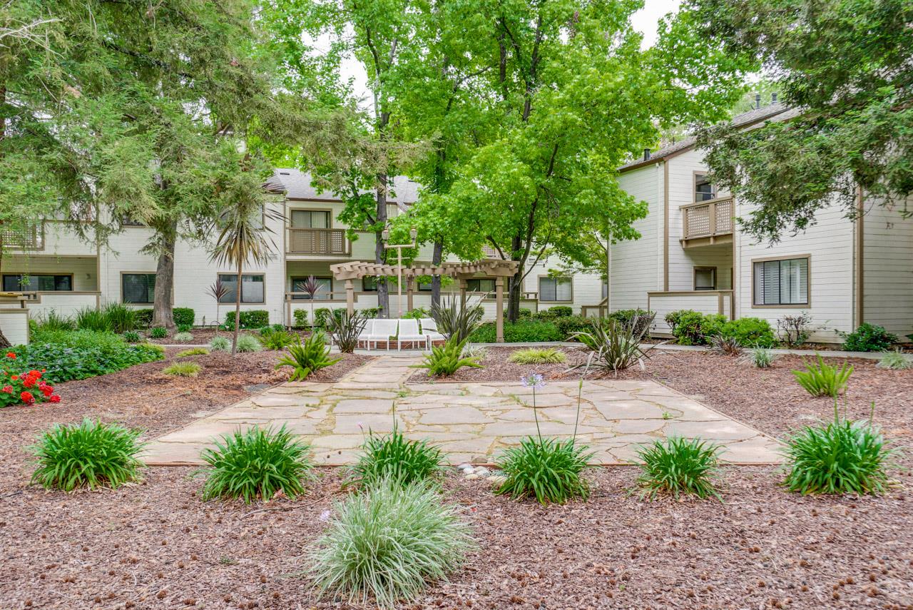 Detail Gallery Image 24 of 31 For 1422 Main Entrance Dr, San Jose,  CA 95131 - 2 Beds | 1 Baths
