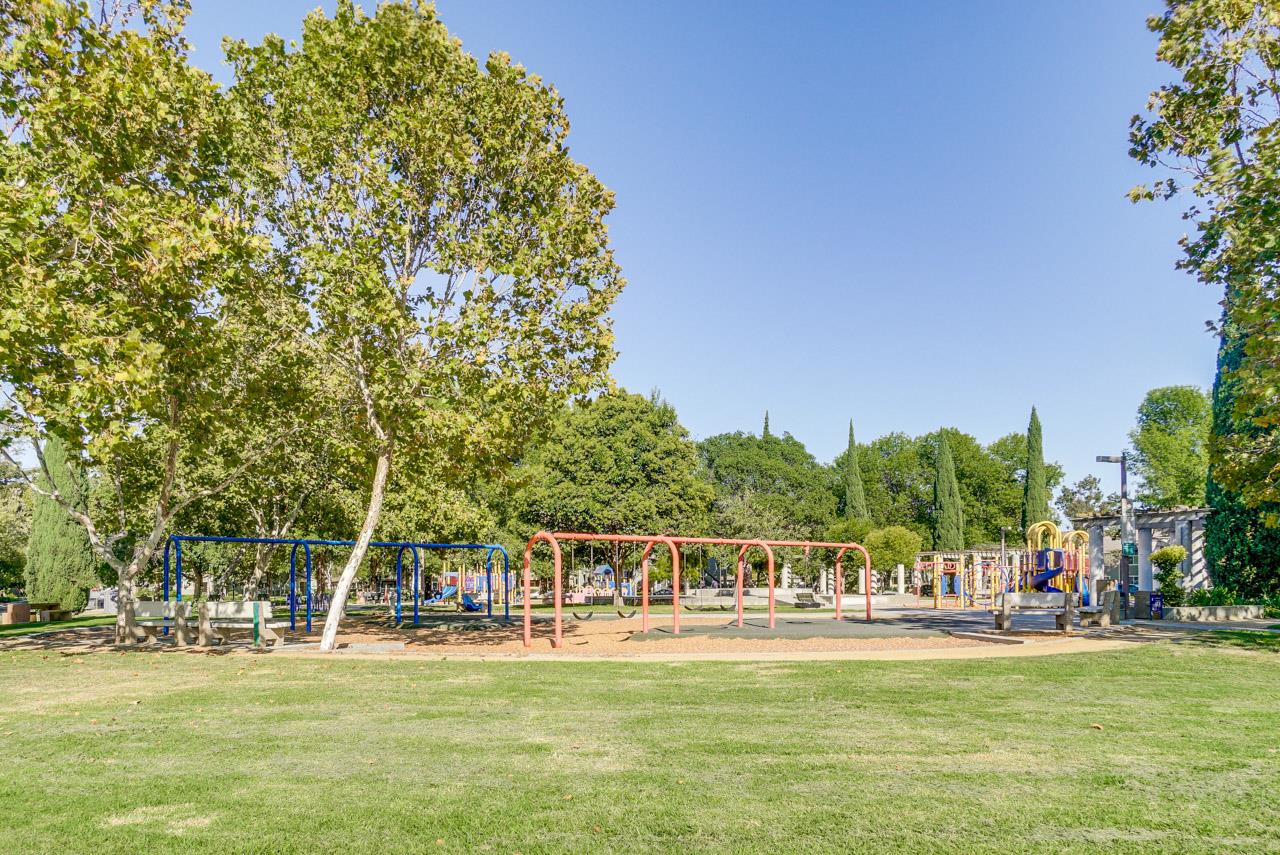 Detail Gallery Image 28 of 31 For 1422 Main Entrance Dr, San Jose,  CA 95131 - 2 Beds | 1 Baths