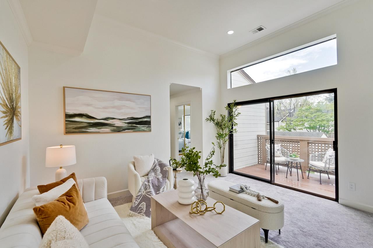 Detail Gallery Image 4 of 31 For 1422 Main Entrance Dr, San Jose,  CA 95131 - 2 Beds | 1 Baths