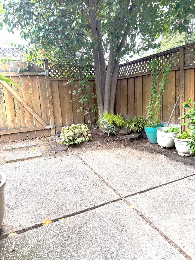 Detail Gallery Image 17 of 25 For 6638 Kettle Ct, San Jose,  CA 95120 - 2 Beds | 2 Baths