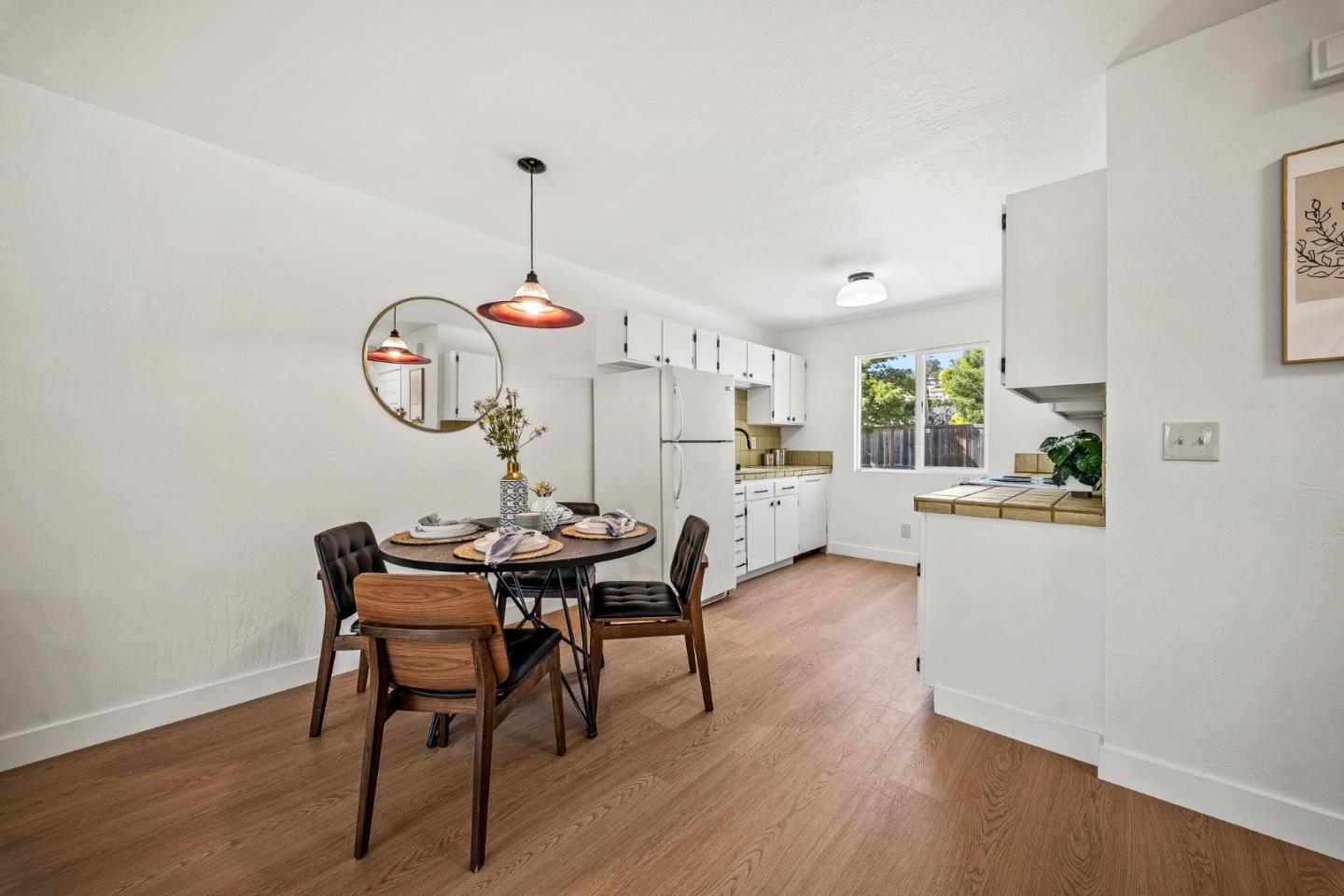 Detail Gallery Image 12 of 49 For 3268 Mission Dr, Santa Cruz,  CA 95065 - – Beds | – Baths