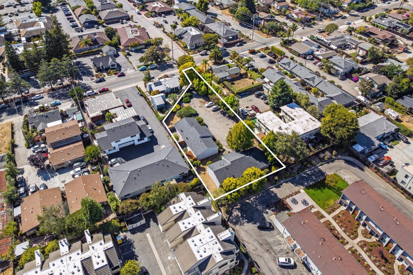 Detail Gallery Image 43 of 49 For 3268 Mission Dr, Santa Cruz,  CA 95065 - – Beds | – Baths