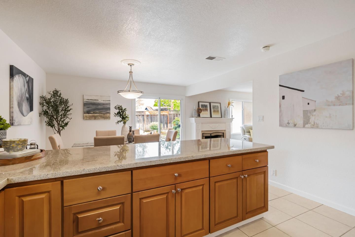 Detail Gallery Image 13 of 39 For 509 Chinook Ln, San Jose,  CA 95123 - 3 Beds | 2 Baths