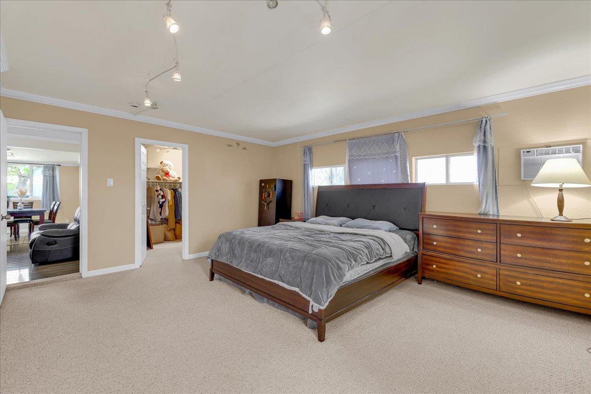 Detail Gallery Image 16 of 37 For 24622 Heather Ct, Hayward,  CA 94545 - 4 Beds | 3 Baths