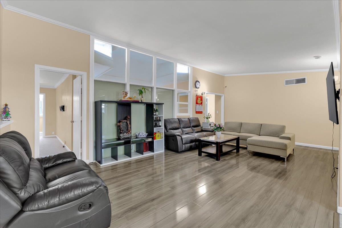 Detail Gallery Image 7 of 37 For 24622 Heather Ct, Hayward,  CA 94545 - 4 Beds | 3 Baths