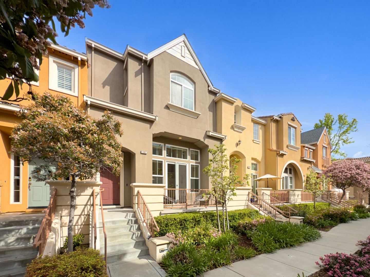 Detail Gallery Image 2 of 44 For 4362 Headen Way, Santa Clara,  CA 95054 - 3 Beds | 2/1 Baths