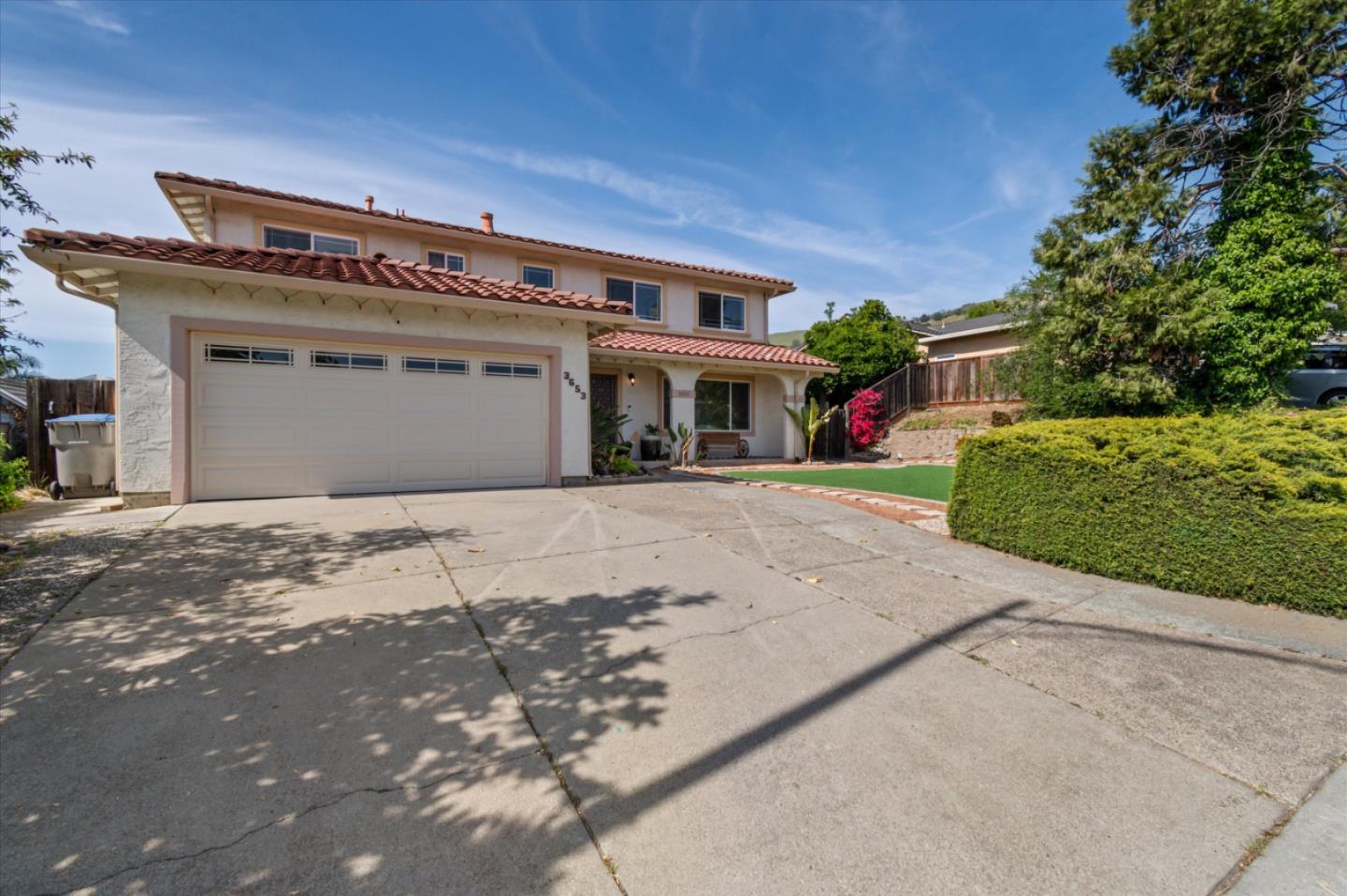 Detail Gallery Image 34 of 51 For 3653 Woodley Dr, San Jose,  CA 95148 - 5 Beds | 2/1 Baths