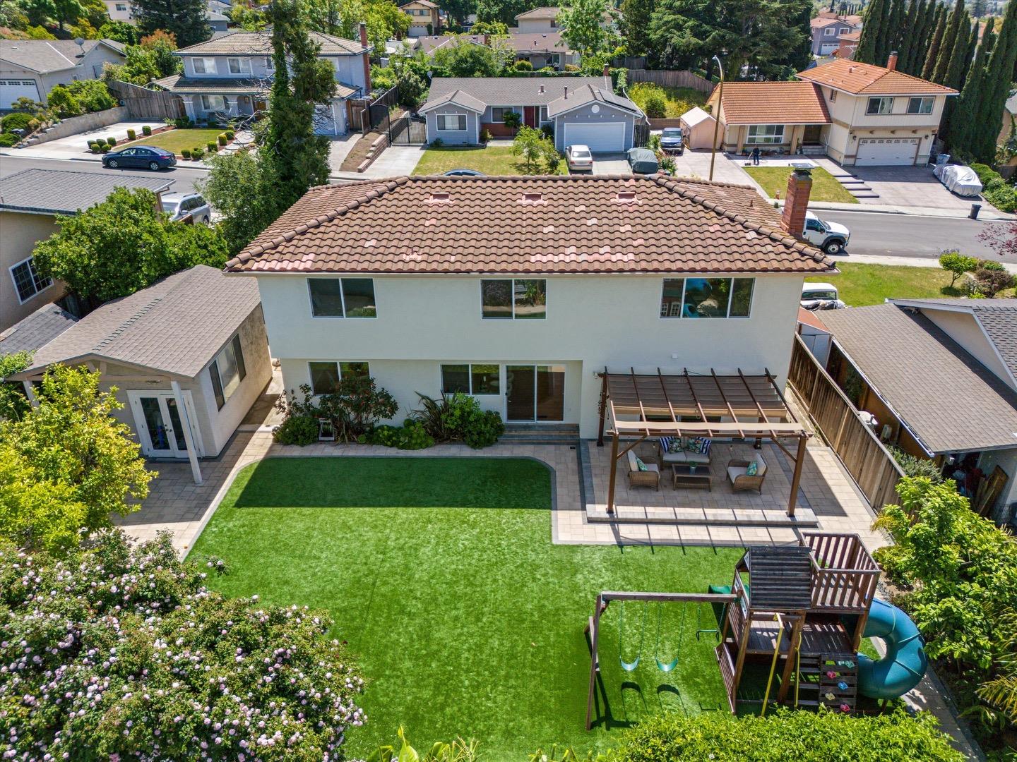 Detail Gallery Image 43 of 51 For 3653 Woodley Dr, San Jose,  CA 95148 - 5 Beds | 2/1 Baths