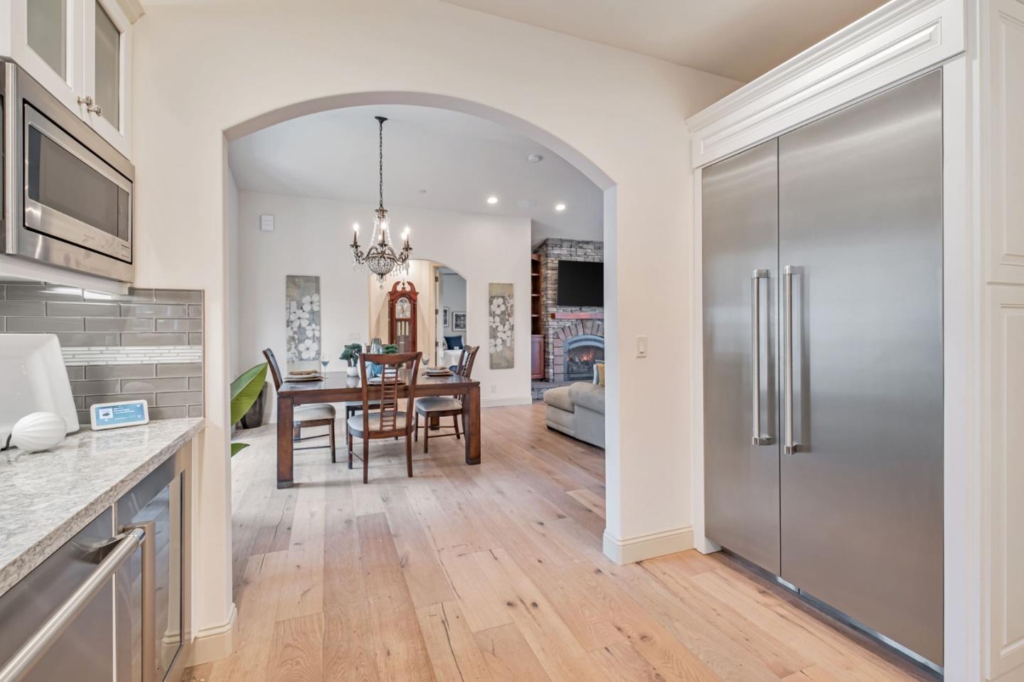 Detail Gallery Image 12 of 32 For 505 Cliff Dr, Aptos,  CA 95003 - 3 Beds | 2 Baths