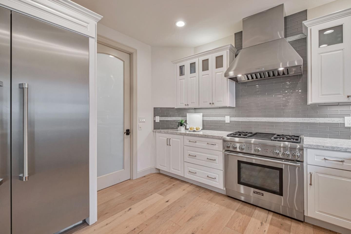 Detail Gallery Image 15 of 32 For 505 Cliff Dr, Aptos,  CA 95003 - 3 Beds | 2 Baths