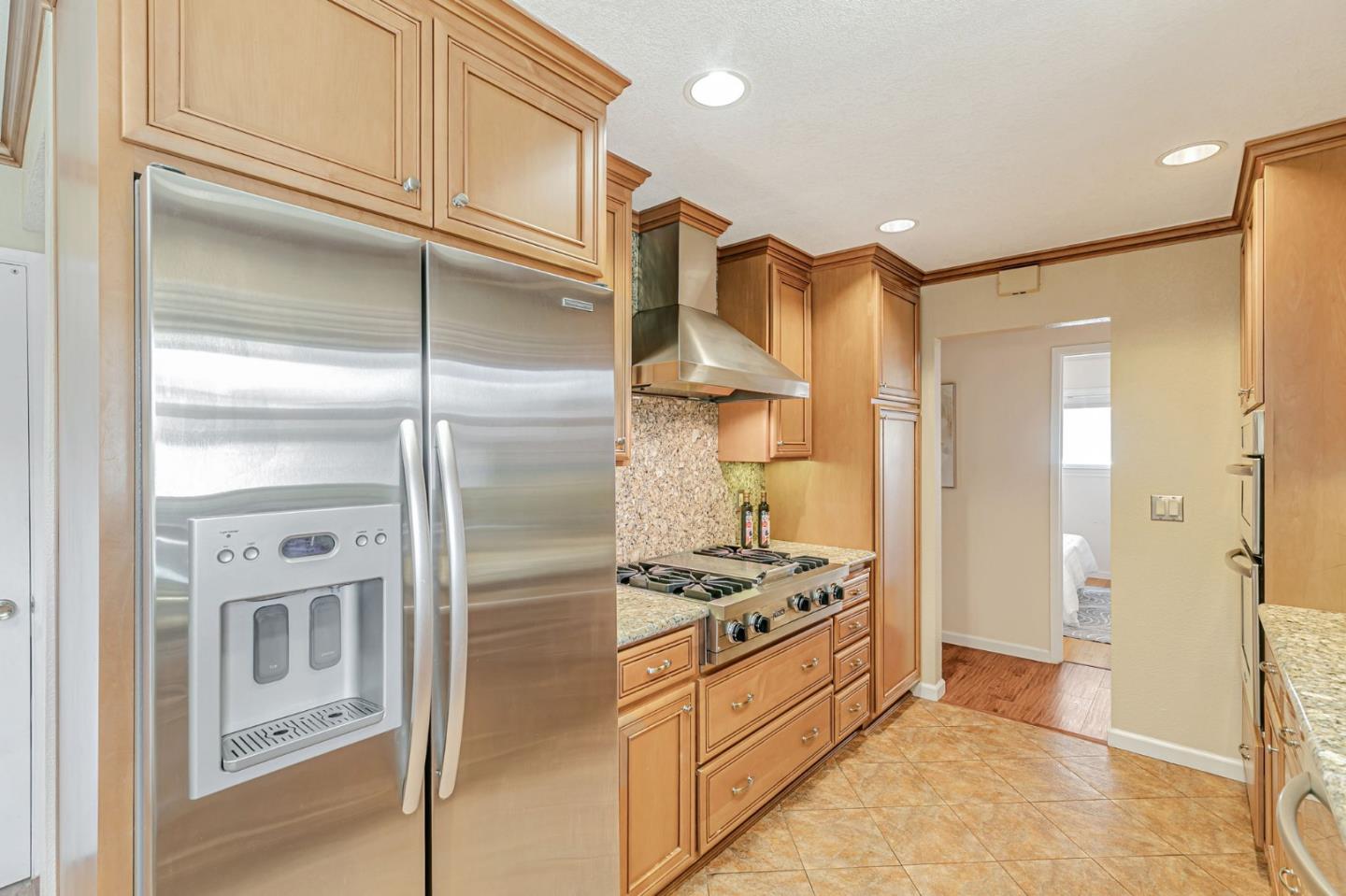 Detail Gallery Image 10 of 31 For 3072 Chippenham Dr, San Jose,  CA 95132 - 3 Beds | 2 Baths