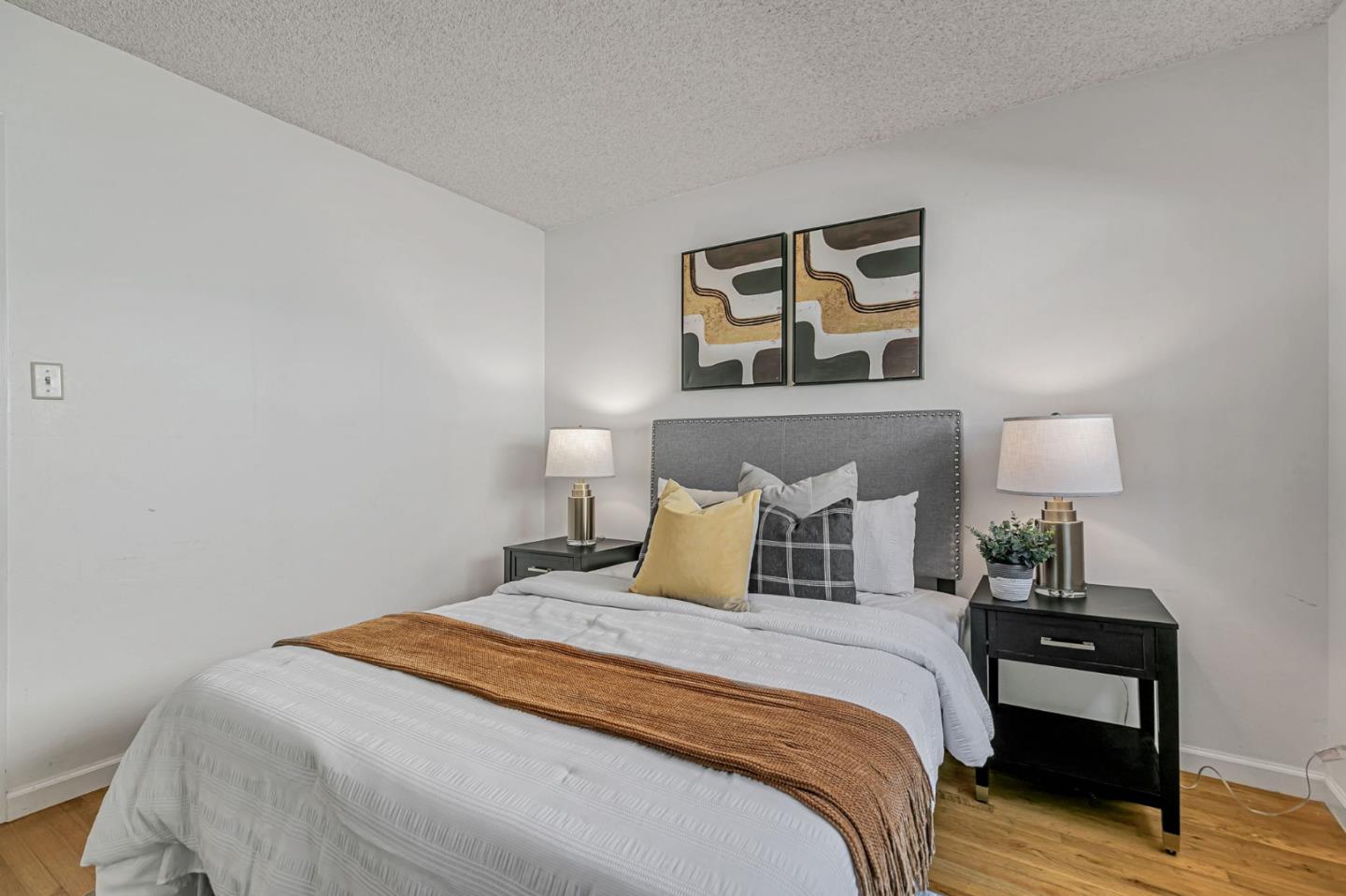 Detail Gallery Image 23 of 31 For 3072 Chippenham Dr, San Jose,  CA 95132 - 3 Beds | 2 Baths
