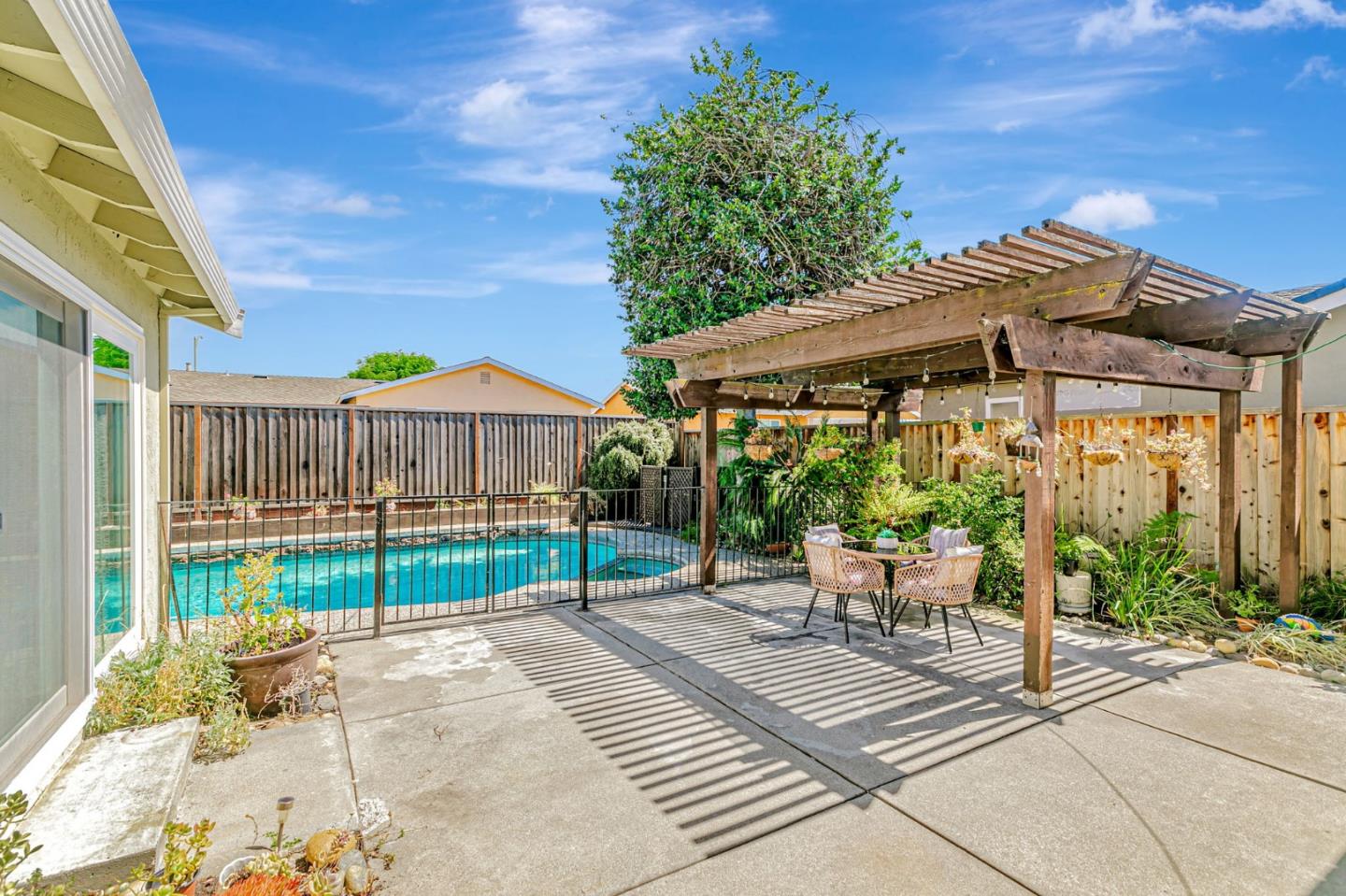 Detail Gallery Image 25 of 31 For 3072 Chippenham Dr, San Jose,  CA 95132 - 3 Beds | 2 Baths