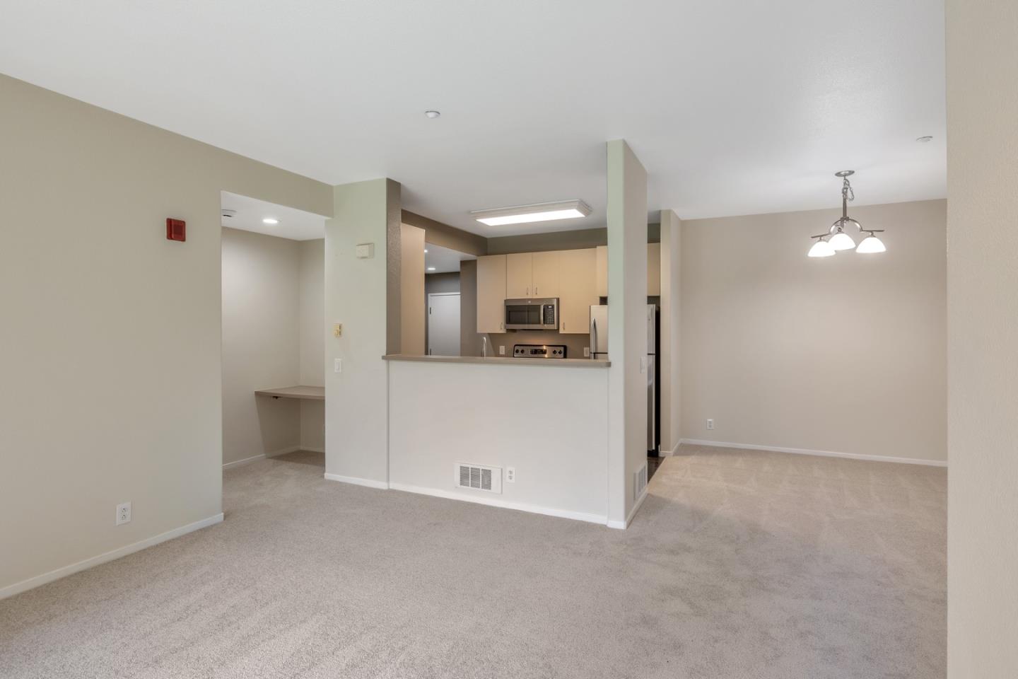 Detail Gallery Image 5 of 33 For 35511 Monterra Ter #101,  Union City,  CA 94587 - 2 Beds | 2 Baths