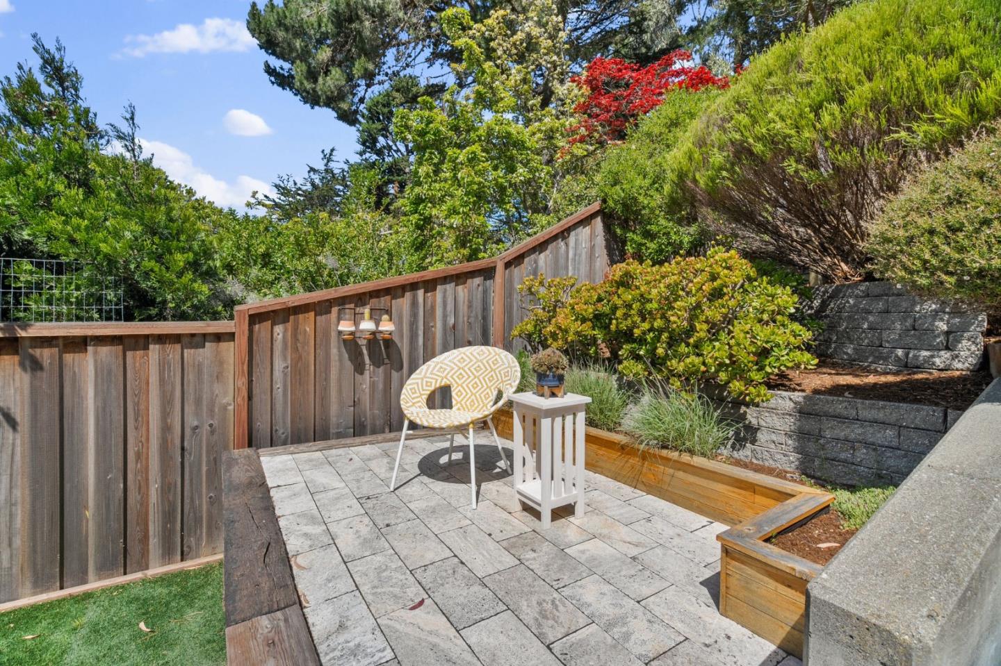 Detail Gallery Image 33 of 55 For 1085 Barcelona Dr, Pacifica,  CA 94044 - 4 Beds | 3 Baths